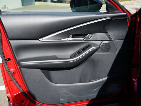 New 2026 MAZDA CX-30 AWD 2.5 S w/ Select Sport Pkg image 14