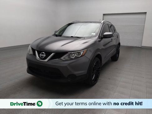 Used 2017 Nissan Rogue Sport SV image 1