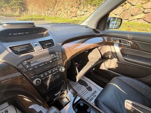 Used 2013 Acura MDX AWD/4WD image 25