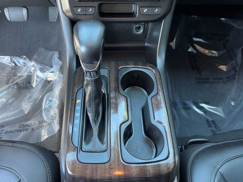 Used 2022 GMC Canyon Elevation w/ Elevation Premium Package image 30