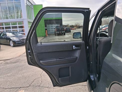 Used 2011 Ford Escape XLT w/ 201A Rapid Spec Order Code image 17