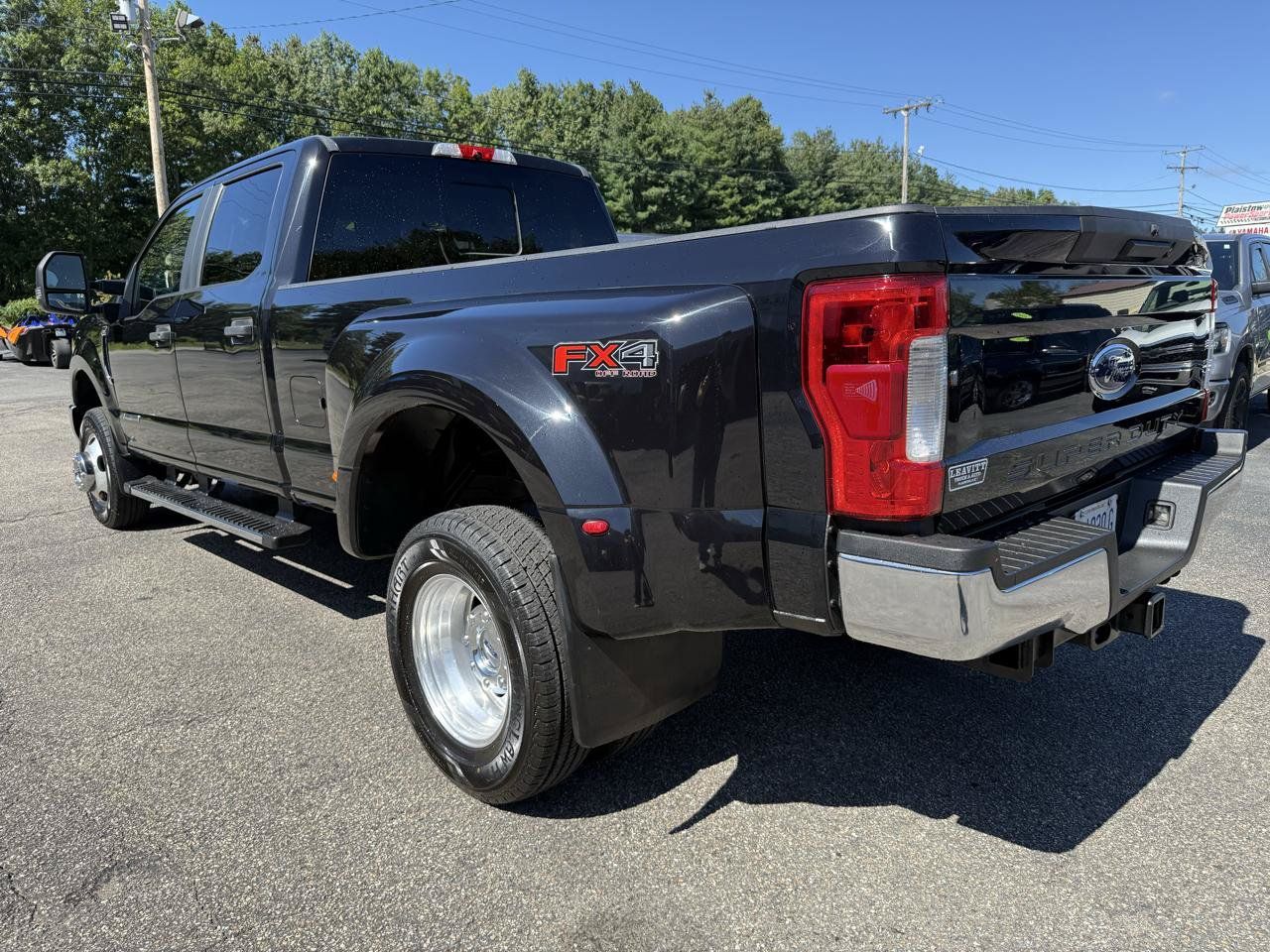 Used 2019 Ford F350 XL w/ STX Appearance Package AWD/4WD image 14