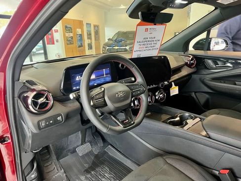 New 2025 Chevrolet Blazer EV RS RWD image 10