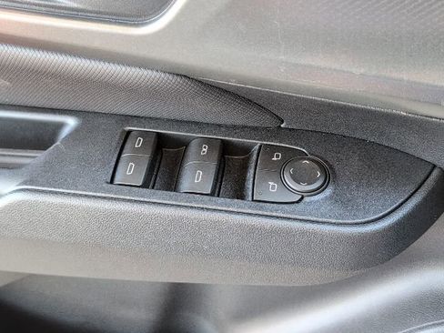 New 2026 Chevrolet Equinox EV RS image 17