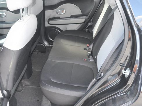 Used 2017 Kia Soul image 24