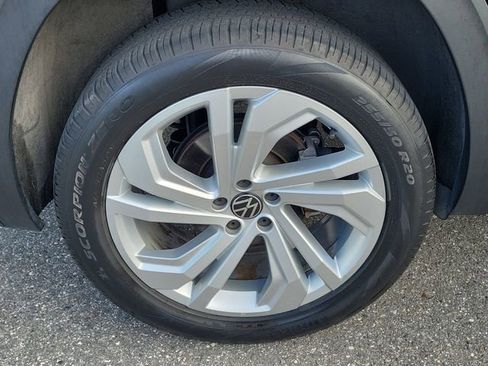 Used 2023 Volkswagen Atlas SE FWD image 5