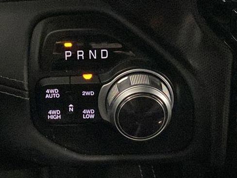 Used 2022 RAM 1500 Limited AWD/4WD image 19
