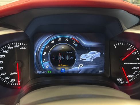 Used 2019 Chevrolet Corvette Stingray Convertible RWD image 18