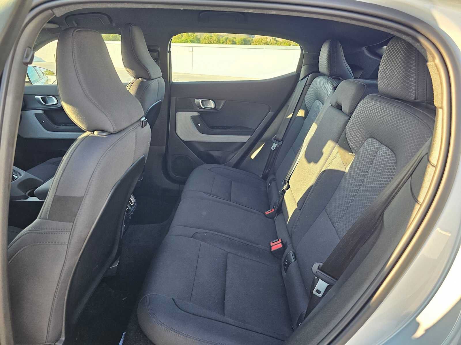 Used 2024 Polestar Polestar 2 RWD image 17