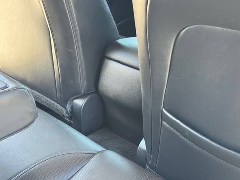 Used 2022 MAZDA MAZDA3 s FWD image 22