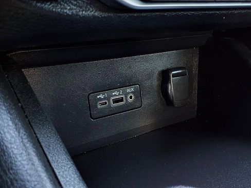 Used 2022 Nissan Sentra SV image 10