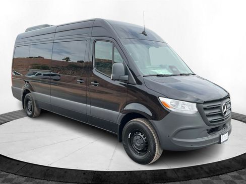 New 2025 Mercedes-Benz Sprinter 2500 image 7