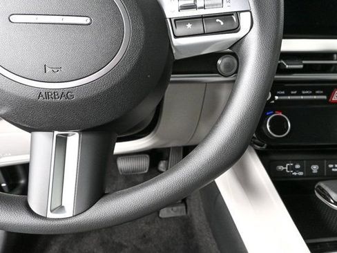 New 2026 Hyundai Tucson SEL image 19