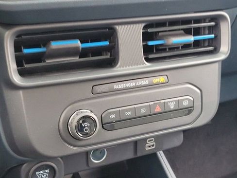 New 2026 Ford Maverick Lobo image 18