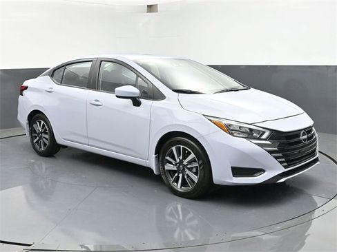 New 2025 Nissan Versa SV w/ Trunk Package image 2