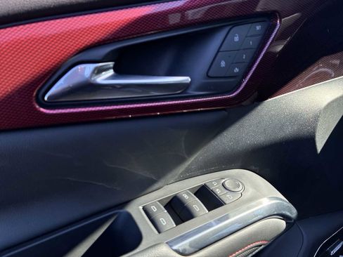 Used 2024 Chevrolet Traverse RS image 24