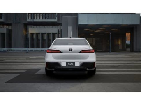 New 2026 BMW 760i xDrive w/ Executive Package AWD/4WD image 5