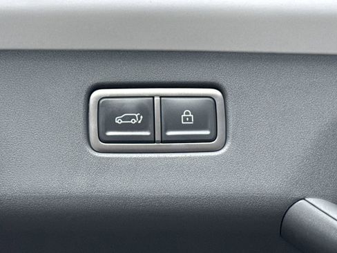 New 2026 Kia EV9 GT-Line image 9