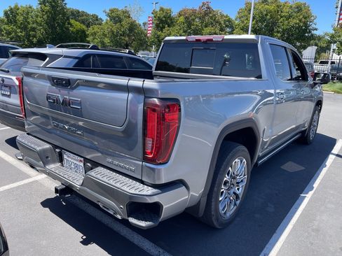 Used 2023 GMC Sierra 1500 Denali Ultimate AWD/4WD image 2