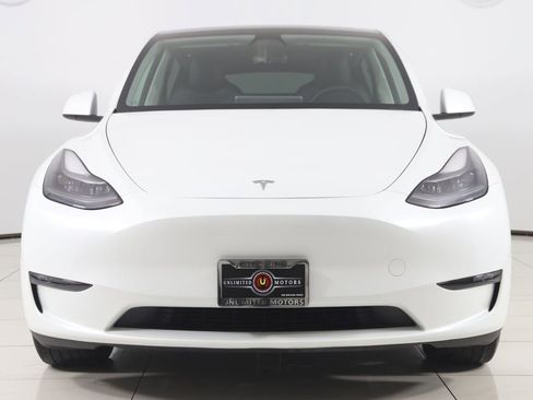 Used 2023 Tesla Model Y Long Range image 47