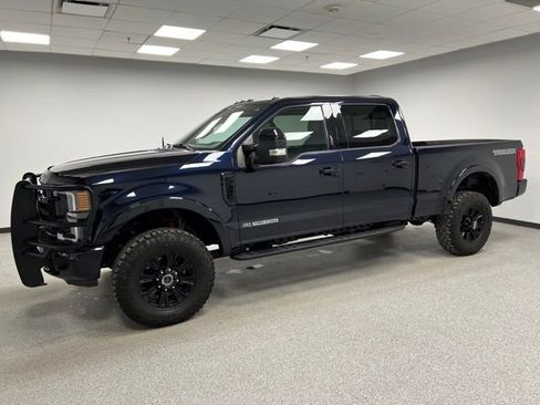Used 2022 Ford F350 Lariat w/ Tremor Off-Road Package AWD/4WD image 6