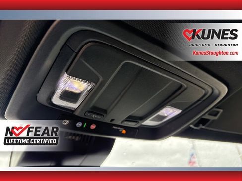 Used 2025 GMC Sierra 2500 AT4 image 41