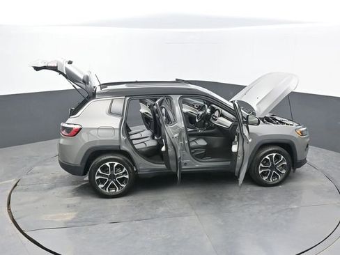 Used 2024 Jeep Compass Limited image 71