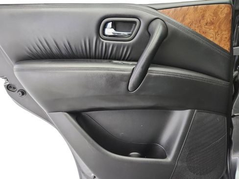 Used 2023 Nissan Armada SL image 33