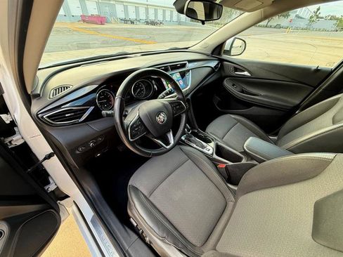 Used 2022 Buick Encore GX Select w/ Sport Touring Package image 10