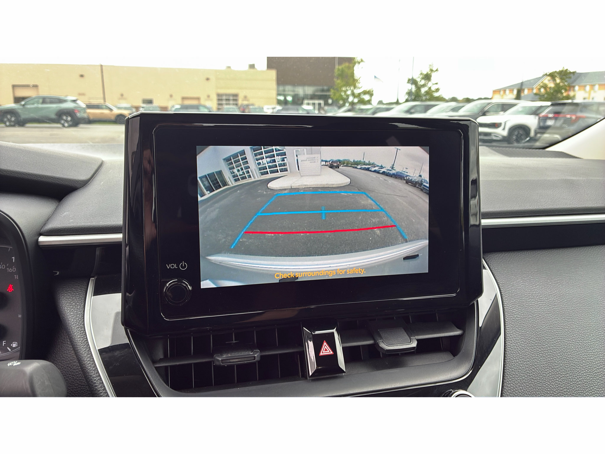 Used 2025 Toyota Corolla LE FWD image 23