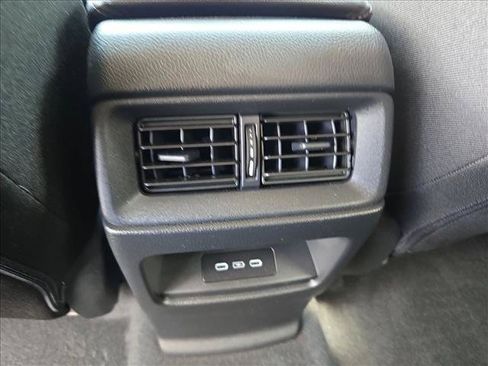 Used 2025 Honda CR-V EX image 17