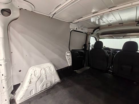 Used 2022 RAM ProMaster City Tradesman FWD image 26