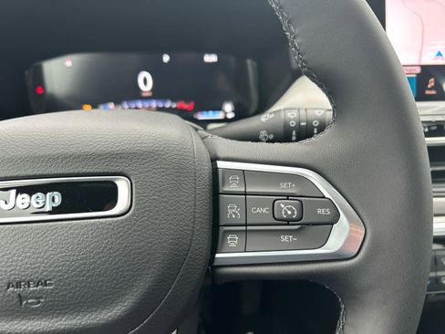 New 2026 Jeep Compass Limited w/ Sun, Sound & Navigation Group image 18