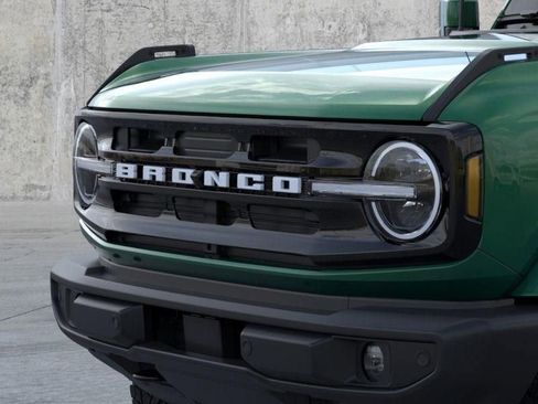 New 2025 Ford Bronco Outer Banks image 19