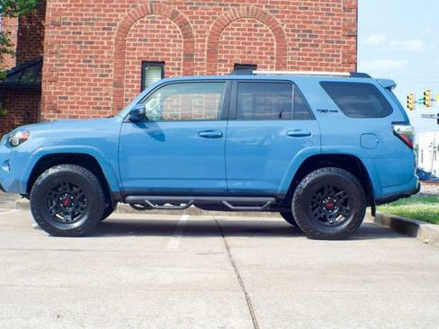 Used 2018 Toyota 4Runner TRD Pro AWD/4WD image 8