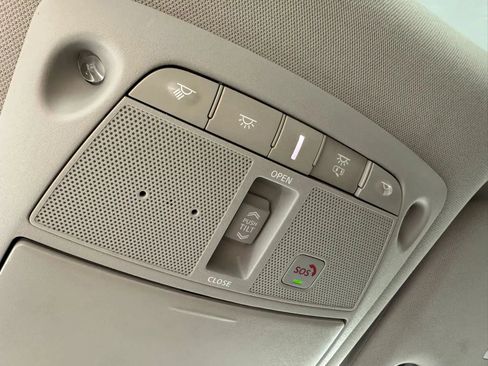 Used 2022 Nissan Maxima Platinum w/ Sport Mat Group FWD image 24