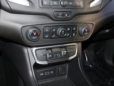 Used 2023 GMC Terrain SLE AWD/4WD image 20