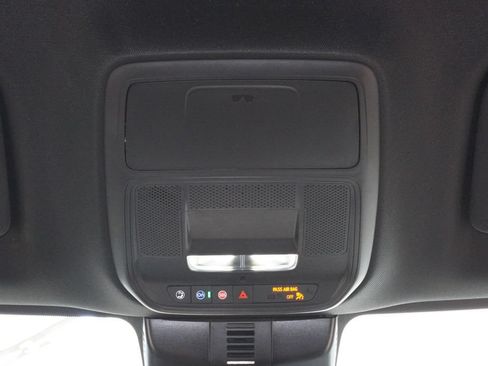 Used 2026 Buick Enclave Preferred FWD image 17