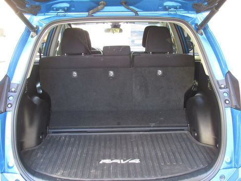 Used 2017 Toyota RAV4 XLE w/ Convenience Package AWD/4WD image 20