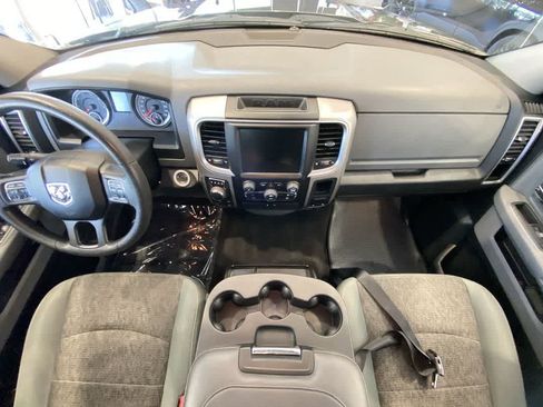 Used 2017 RAM 1500 Classic SLT AWD/4WD image 20