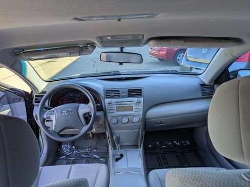 Used 2011 Toyota Camry LE w/ LE Extra-Value Pkg FWD image 13