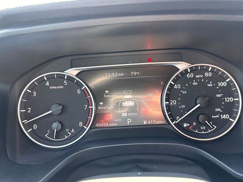 Certified 2025 Nissan Rogue SV image 21