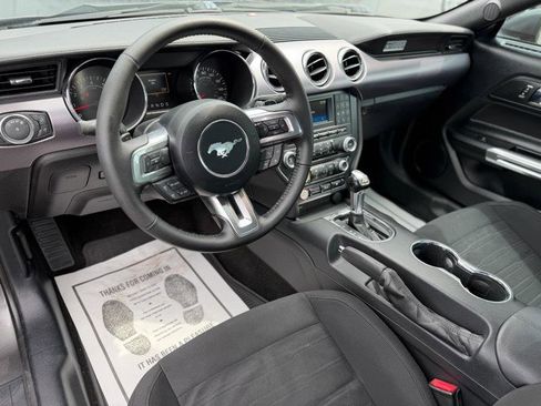 Used 2015 Ford Mustang Coupe image 18