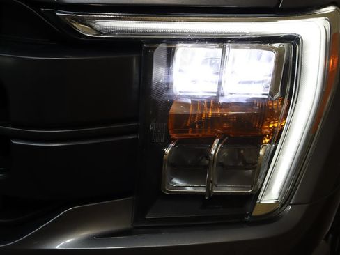 Used 2021 Ford F150 Lariat AWD/4WD image 14