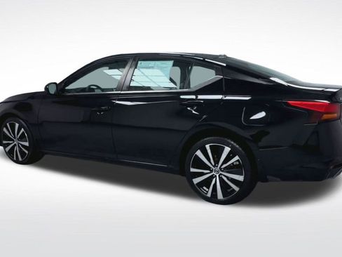Used 2021 Nissan Altima 2.5 SR image 6