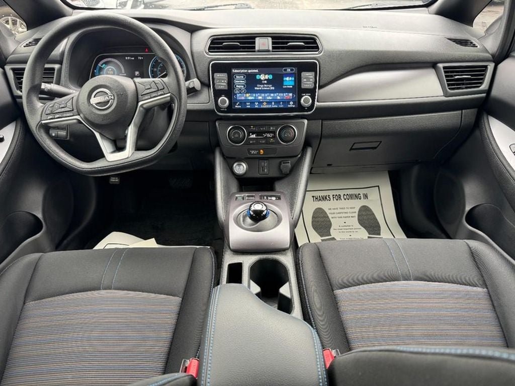 Used 2025 Nissan Leaf S FWD image 12