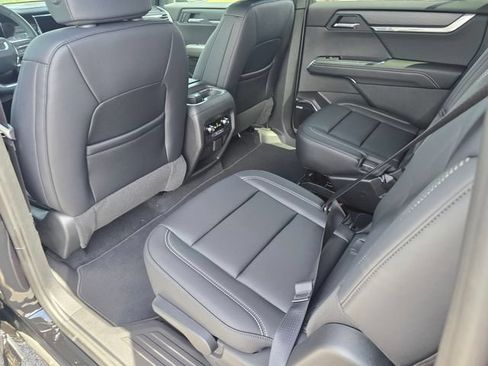 New 2026 GMC Acadia Elevation w/ Elevation Premium Package FWD image 11