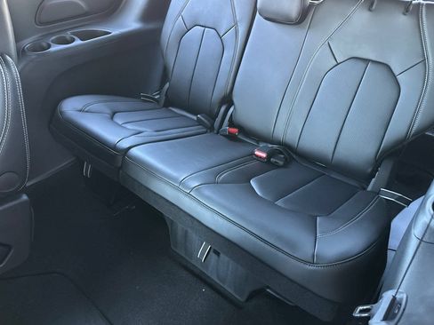 New 2026 Chrysler Voyager LX FWD image 11