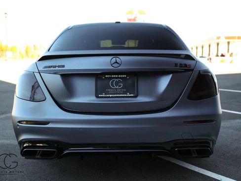 Used 2018 Mercedes-Benz E 63 AMG S image 16