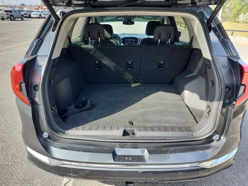 Used 2019 GMC Terrain Denali w/ Advanced Safety Package image 10